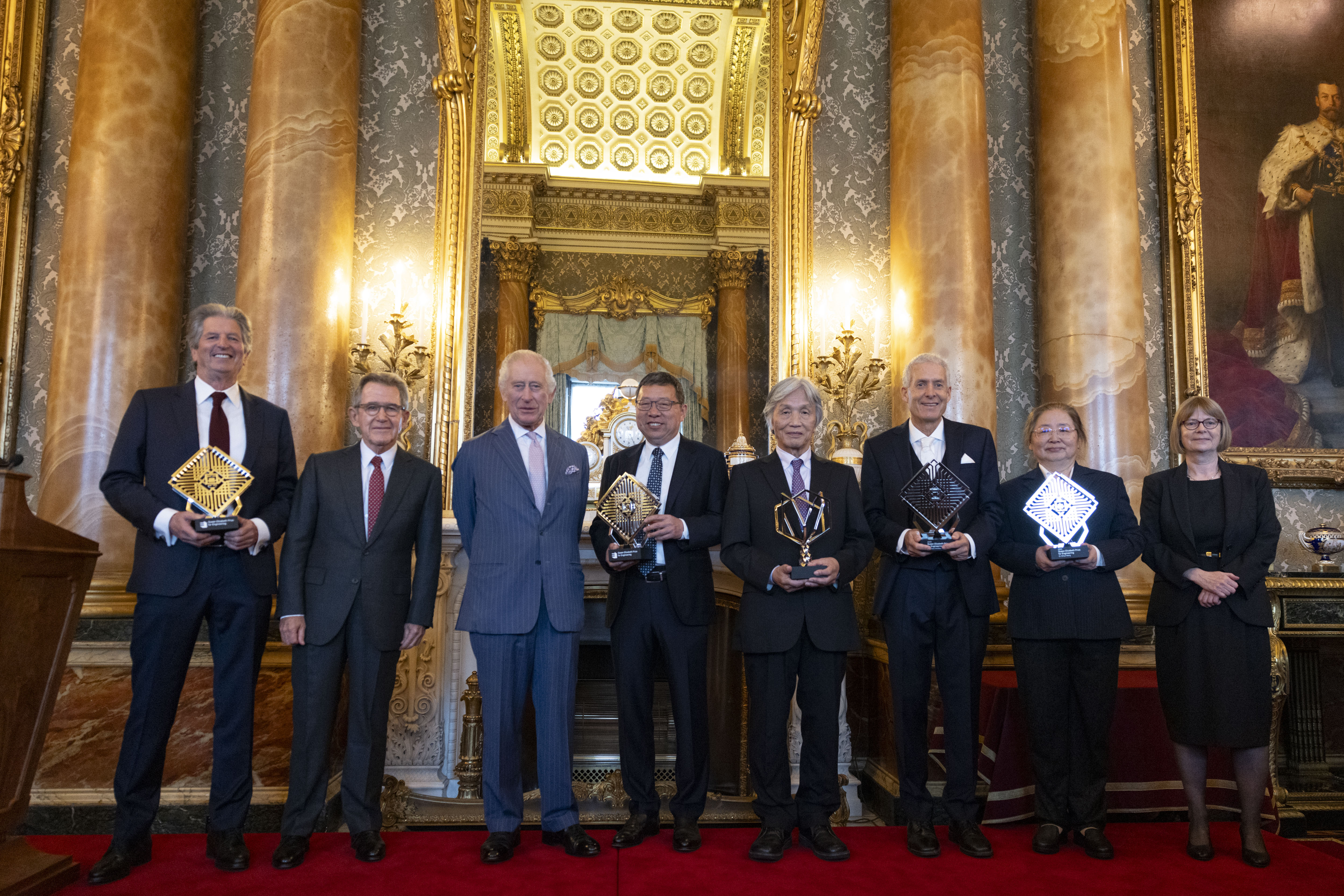 His Majesty The King with Queen Elizabeth Prize for Engineering 2022 and 2023 winners