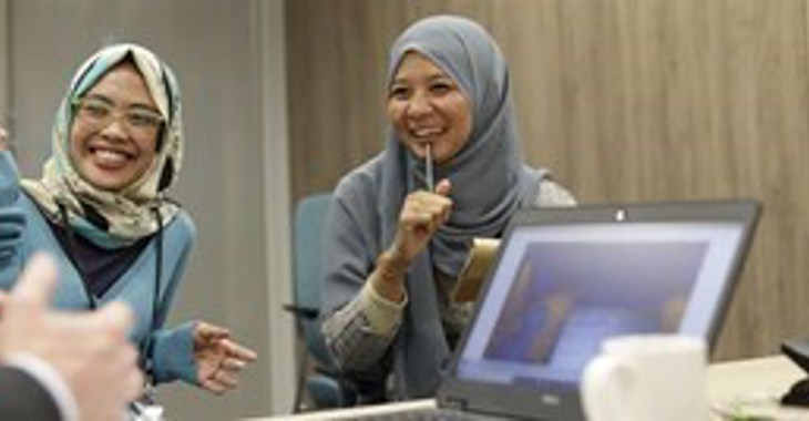 Two women attending LIF