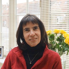 Professor Ana Cavalcanti