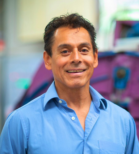 Headshot of Dr Alejandro Moreno.