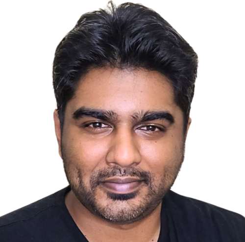 Headshot of Vivian Manohar.