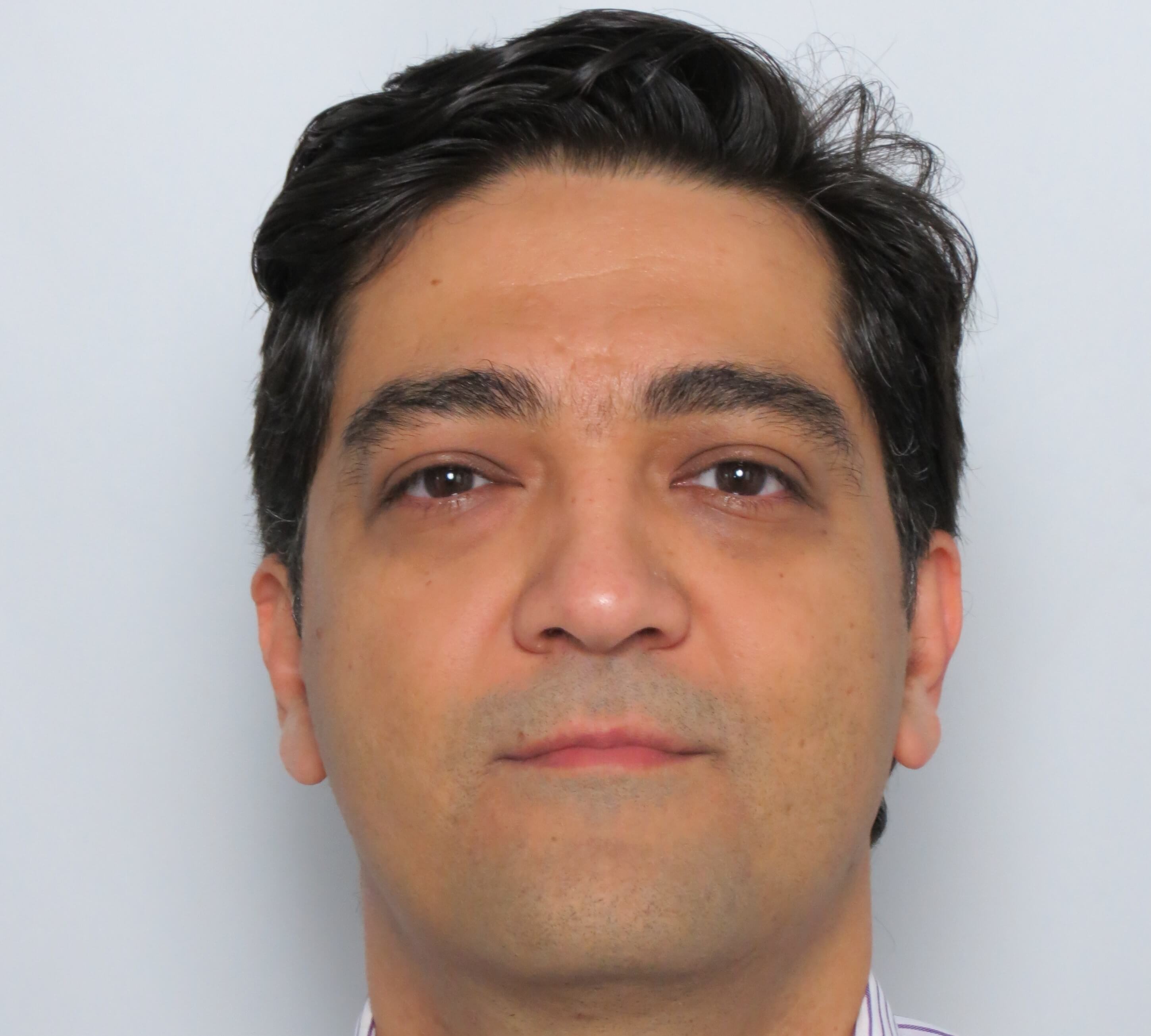 Dr Alireza Moghayedi headshot