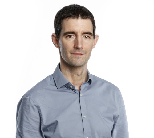 Headshot of Professor Rob Maunder FREng