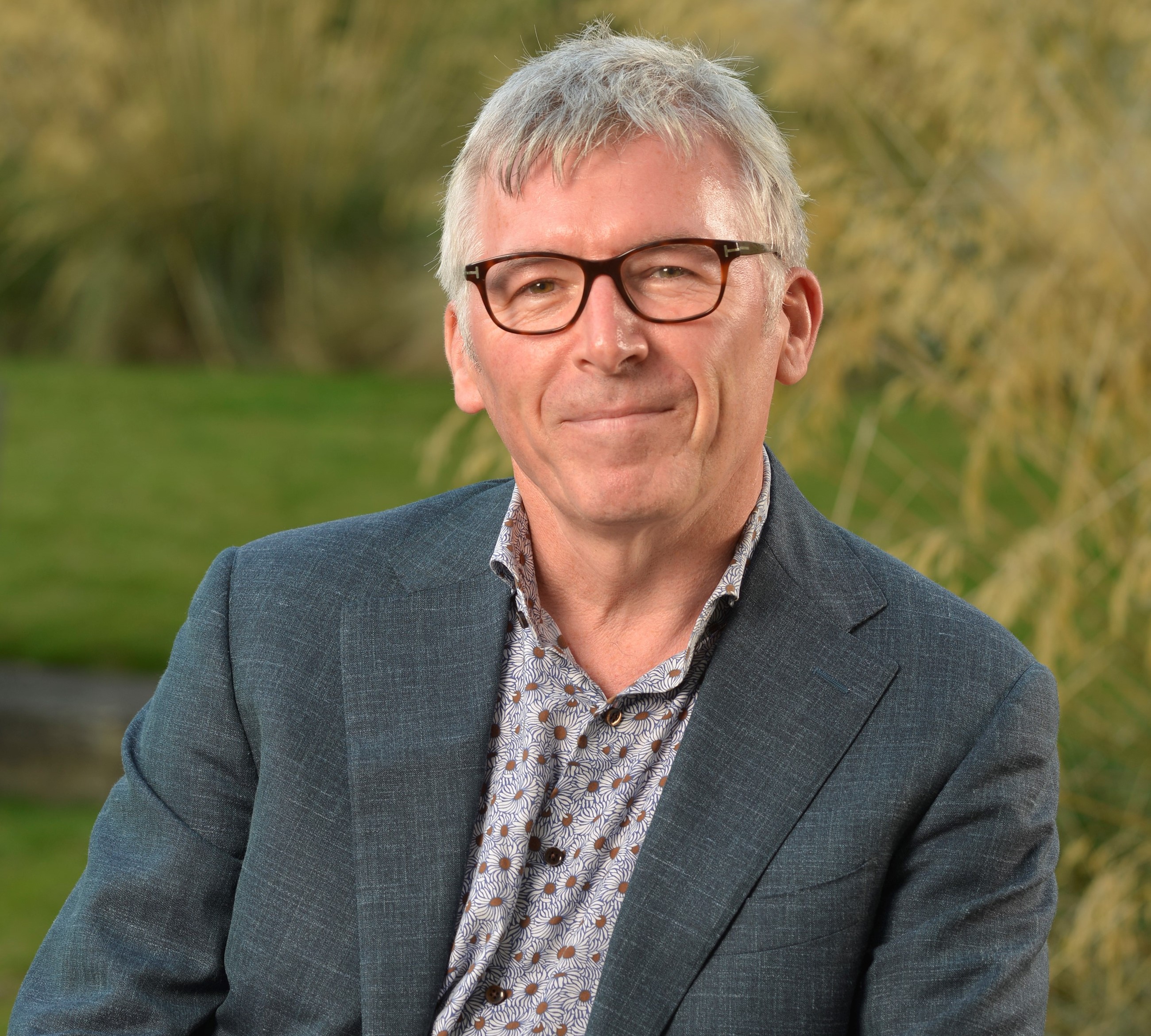 Headshot of Professor William O'Neill FREng